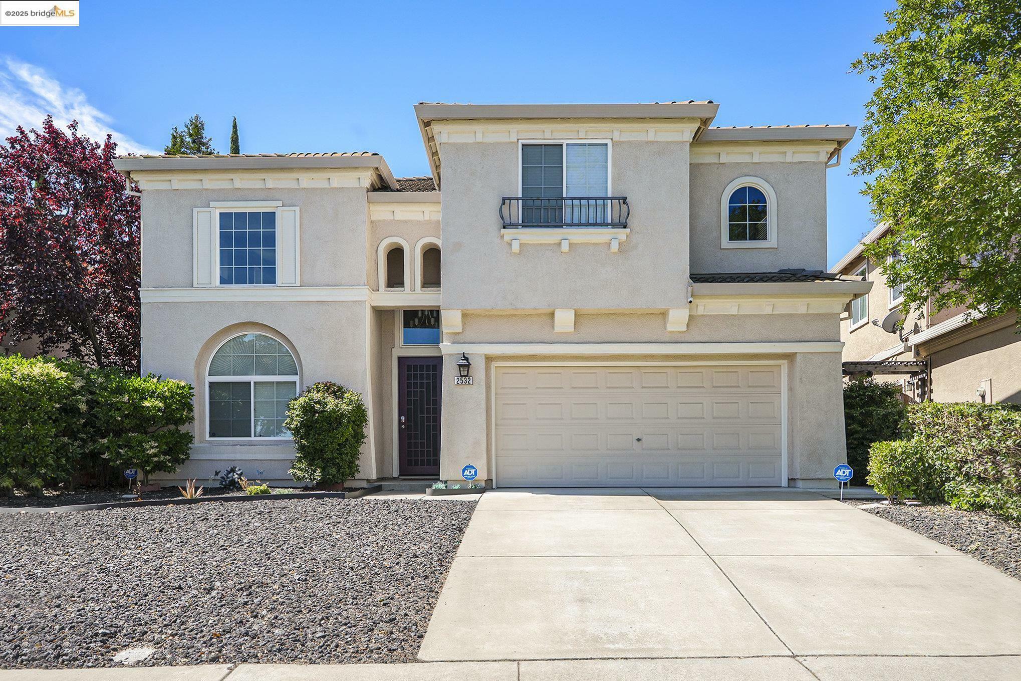 Property Photo: 2532 Crystal Way CA 94531
