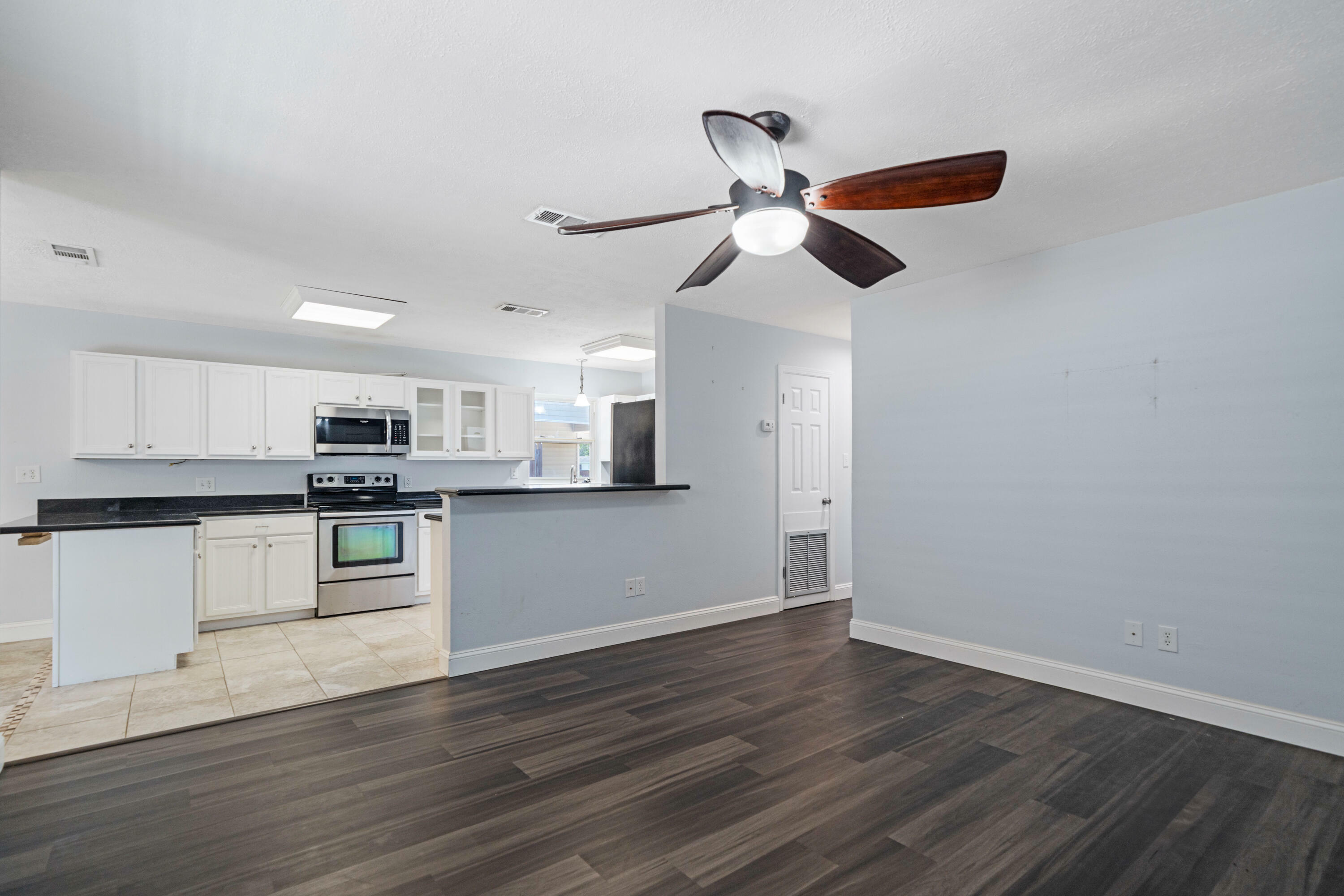 Property Photo: 1 Mary Esther Drive FL 32569