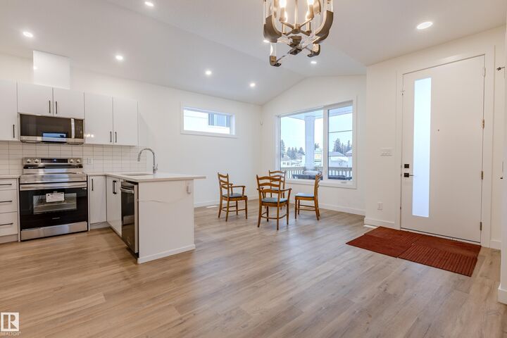 Property Photo:  4921 50 Avenue  AB T0G 1L0 