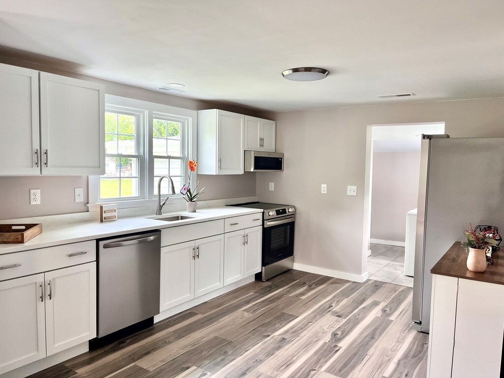 Property Photo:  3469 Willis Wharf Rd  VA 23350 
