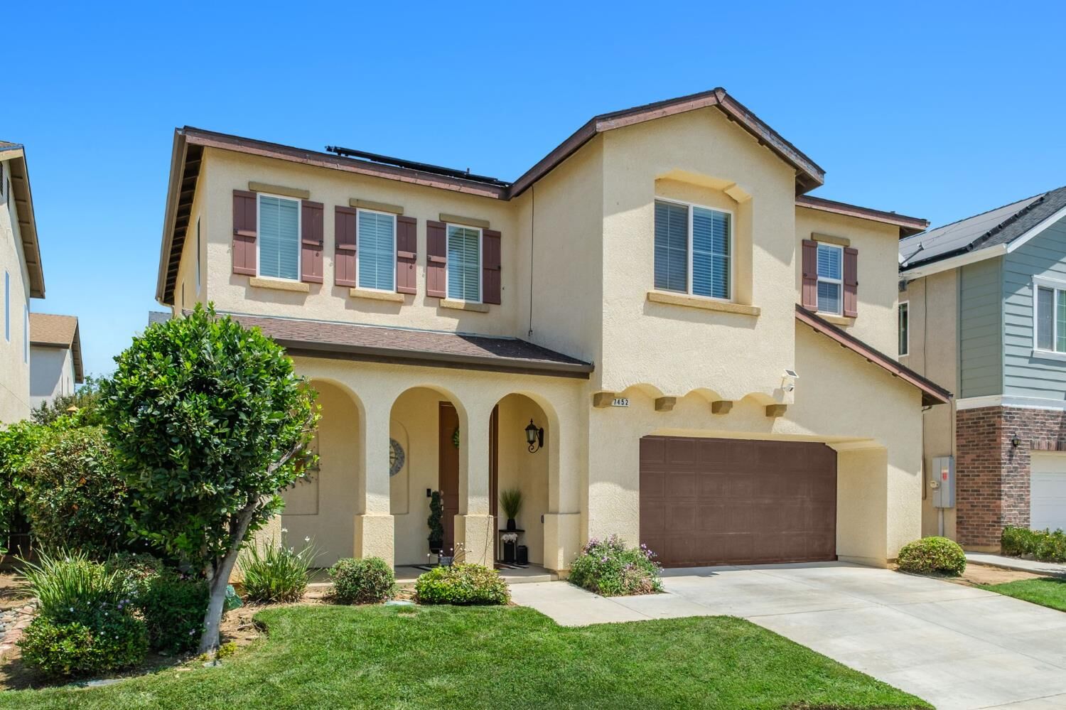 Property Photo: 7452 E Giavanna Avenue CA 93737