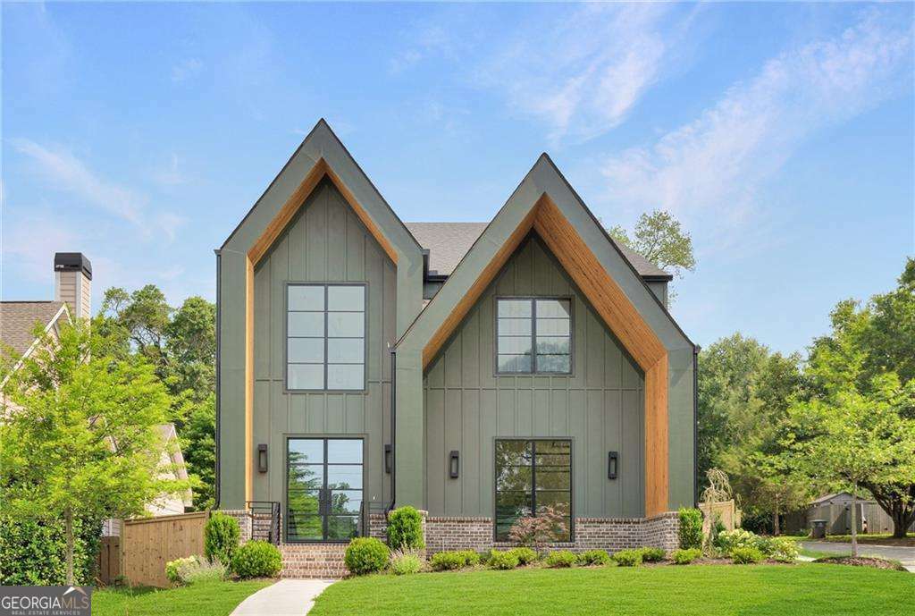 504 Barrington Drive  Roswell GA 30075 photo