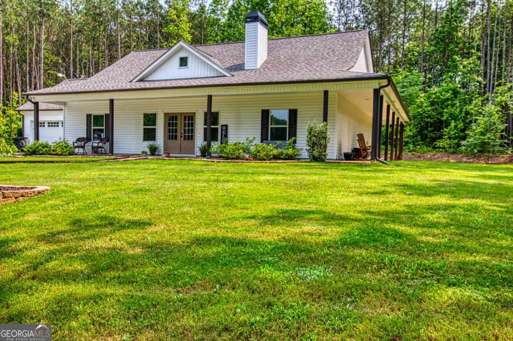 Property Photo: 594 Maner Road GA 30153