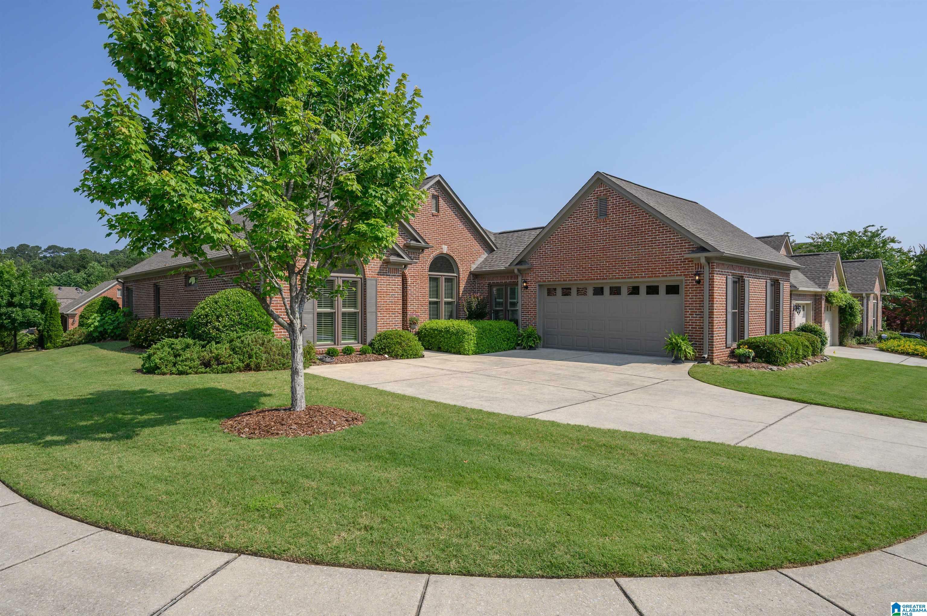 Property Photo: 3774 Crossings Crest AL 35242