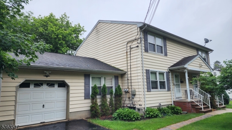 235 S 20th Ave  Manville Boro NJ 08835 photo