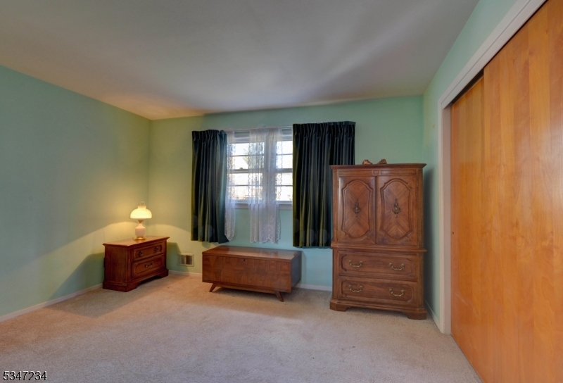 Property Photo:  160 Jerome Ave  NJ 07652 