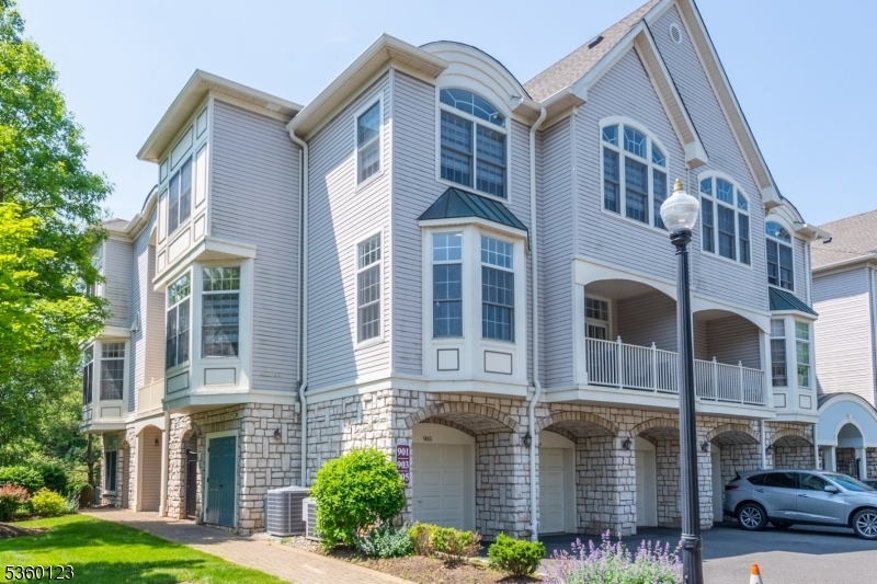 Property Photo:  903 Regal Blvd  NJ 07039 