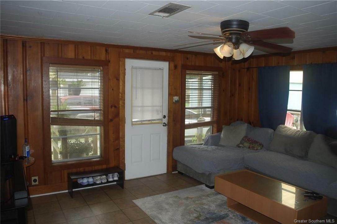 Property Photo:  321 W Lagrange Street  LA 70605 