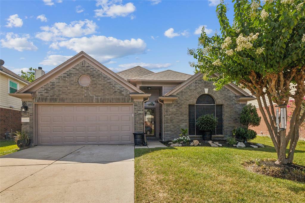 Property Photo: 12023 Thornburg Lane TX 77067