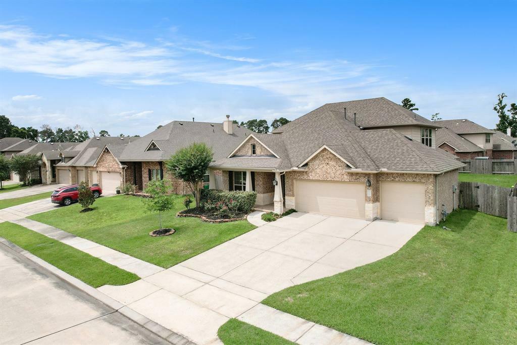Property Photo: 18019 Millau Viaduct Way TX 77044