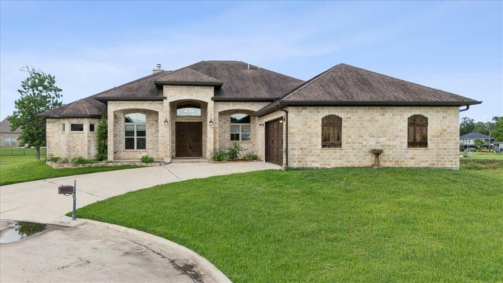 Property Photo: 1215 Bourbon Street TX 77611