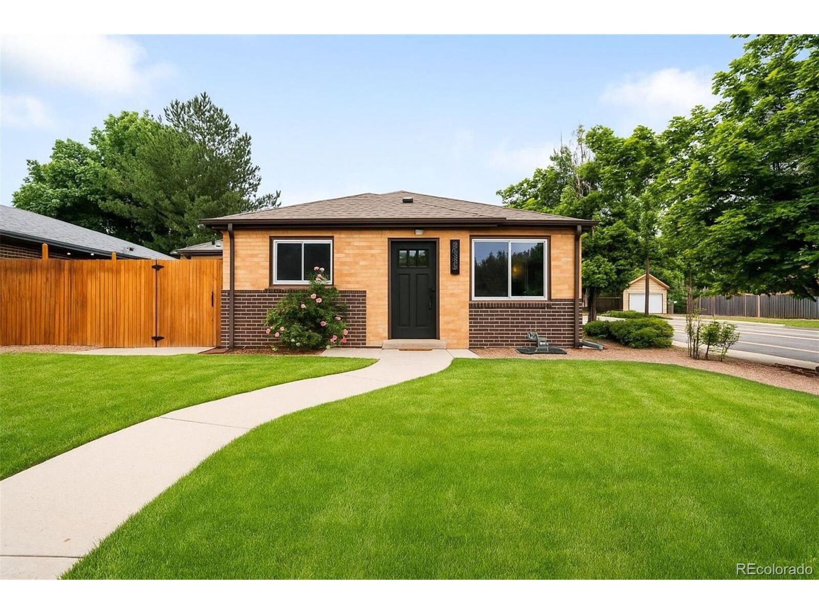 Property Photo:  2255 Perry St  CO 80212 