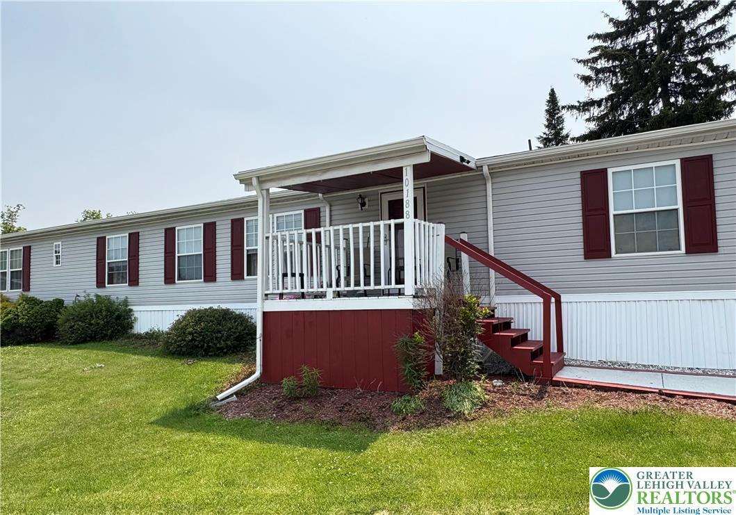 Property Photo: 10188 Cork Lane PA 18031