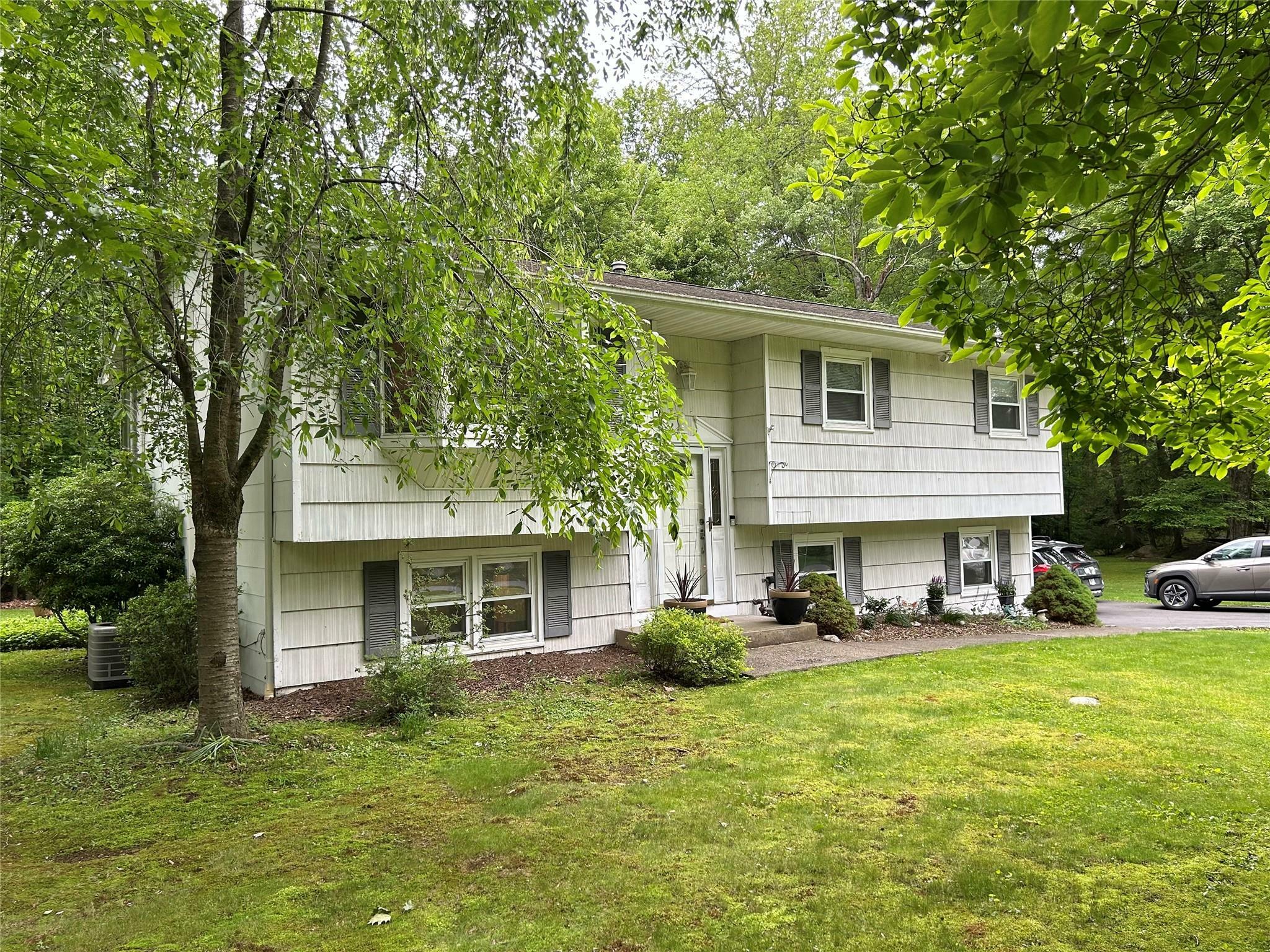 7 S Van Dyke Avenue  Airmont NY 10901 photo
