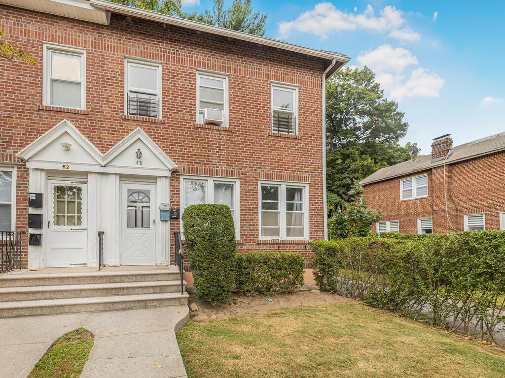 Property Photo: 48 Tibbetts Road 2nd Floor NY 10705