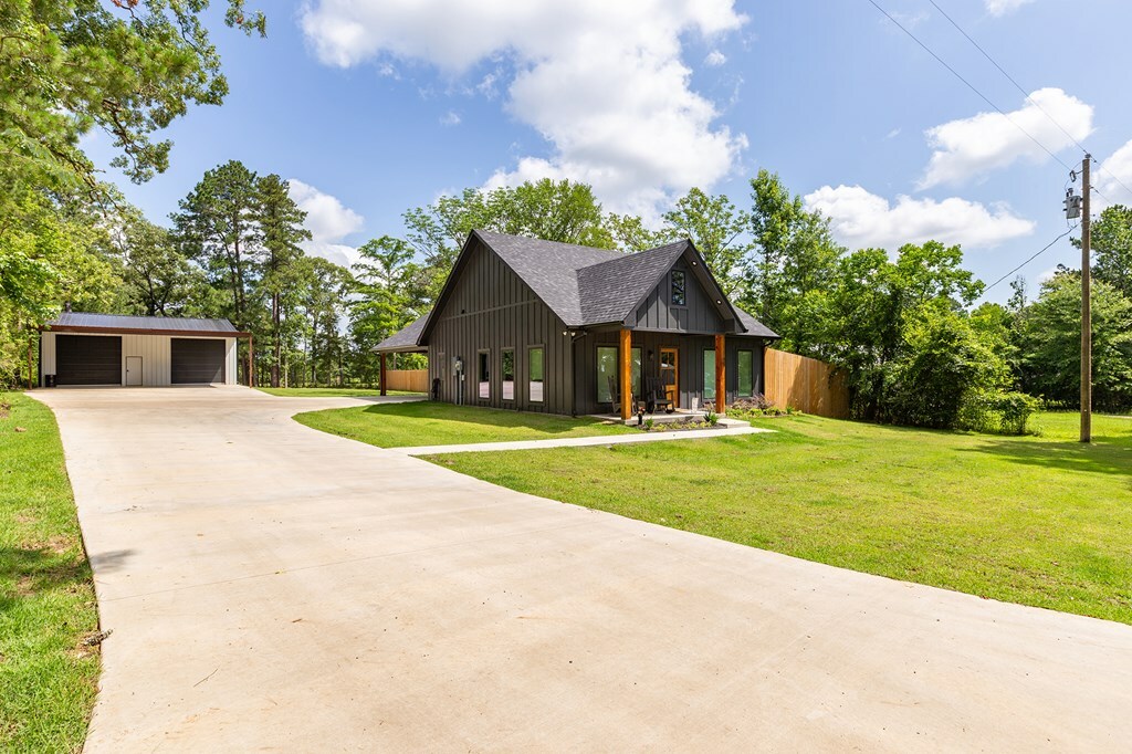 Property Photo: 190 Whitehead Drive TX 75941