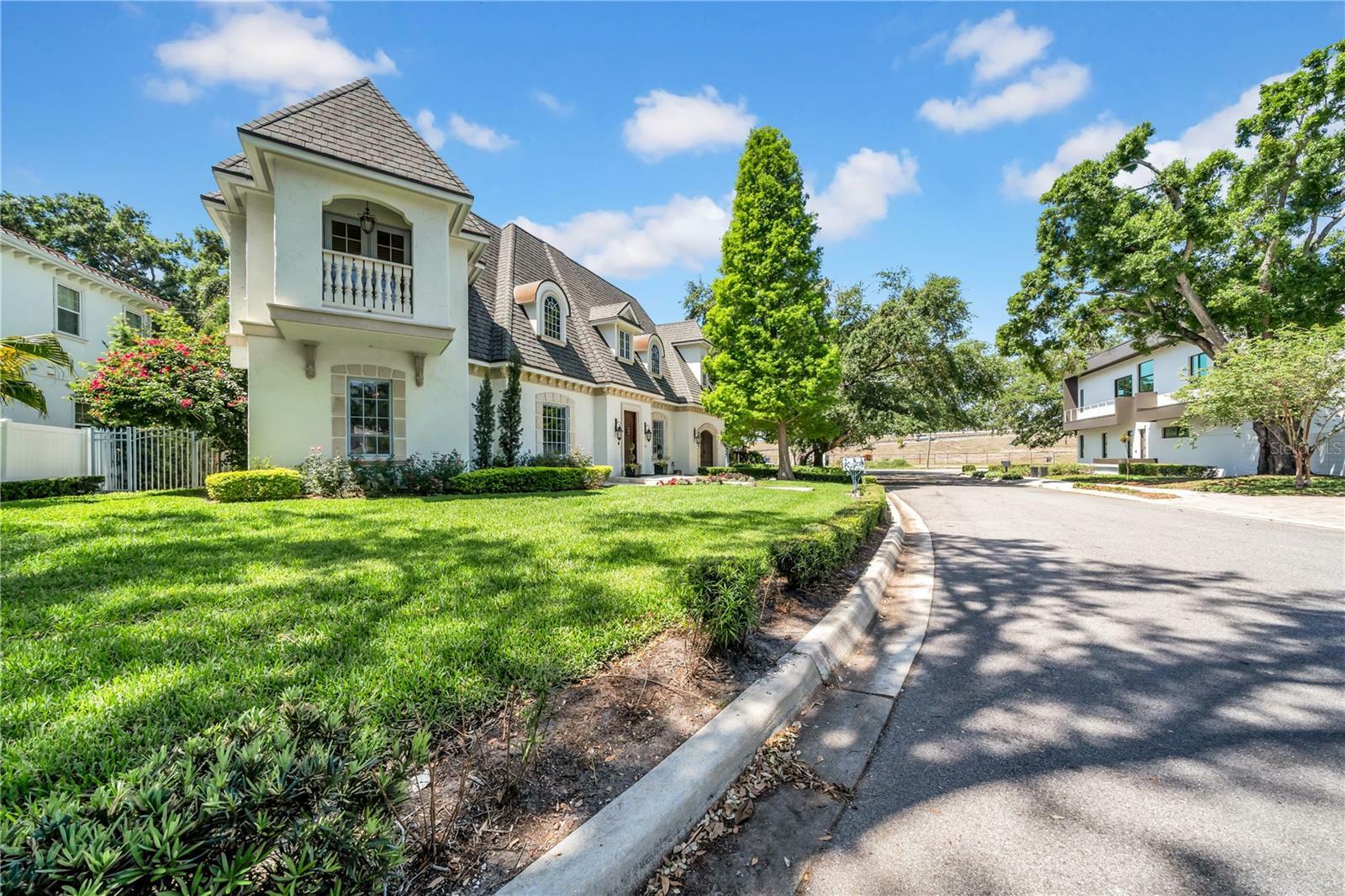 Property Photo: 3144 W Waverly Park FL 33629