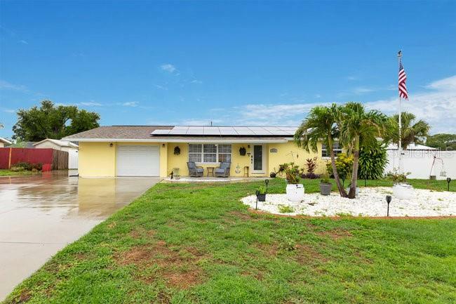 212 66th Avenue Drive W  Bradenton FL 34207 photo