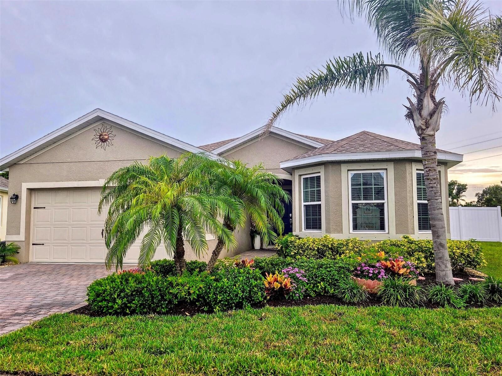 Property Photo: 8937 Excelsior Loop FL 34293
