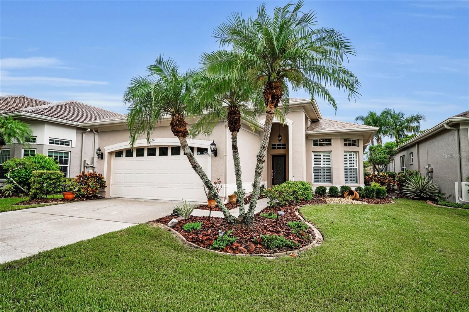 Property Photo:  1528 Riverdale Drive  FL 34677 