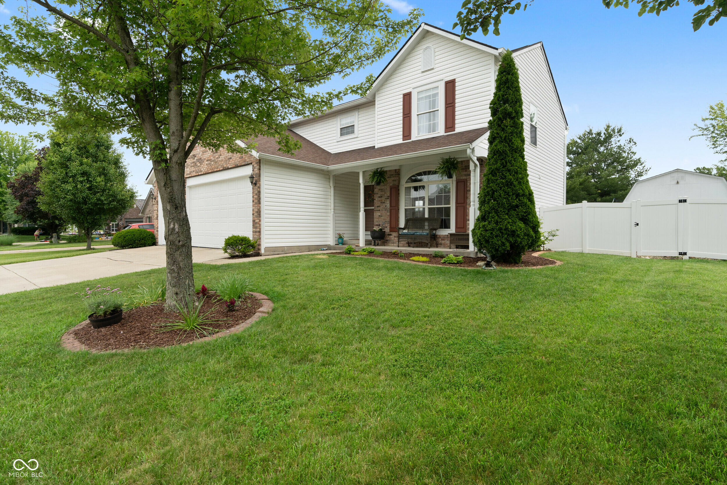 Property Photo: 6927 Rose Tree Court IN 46237