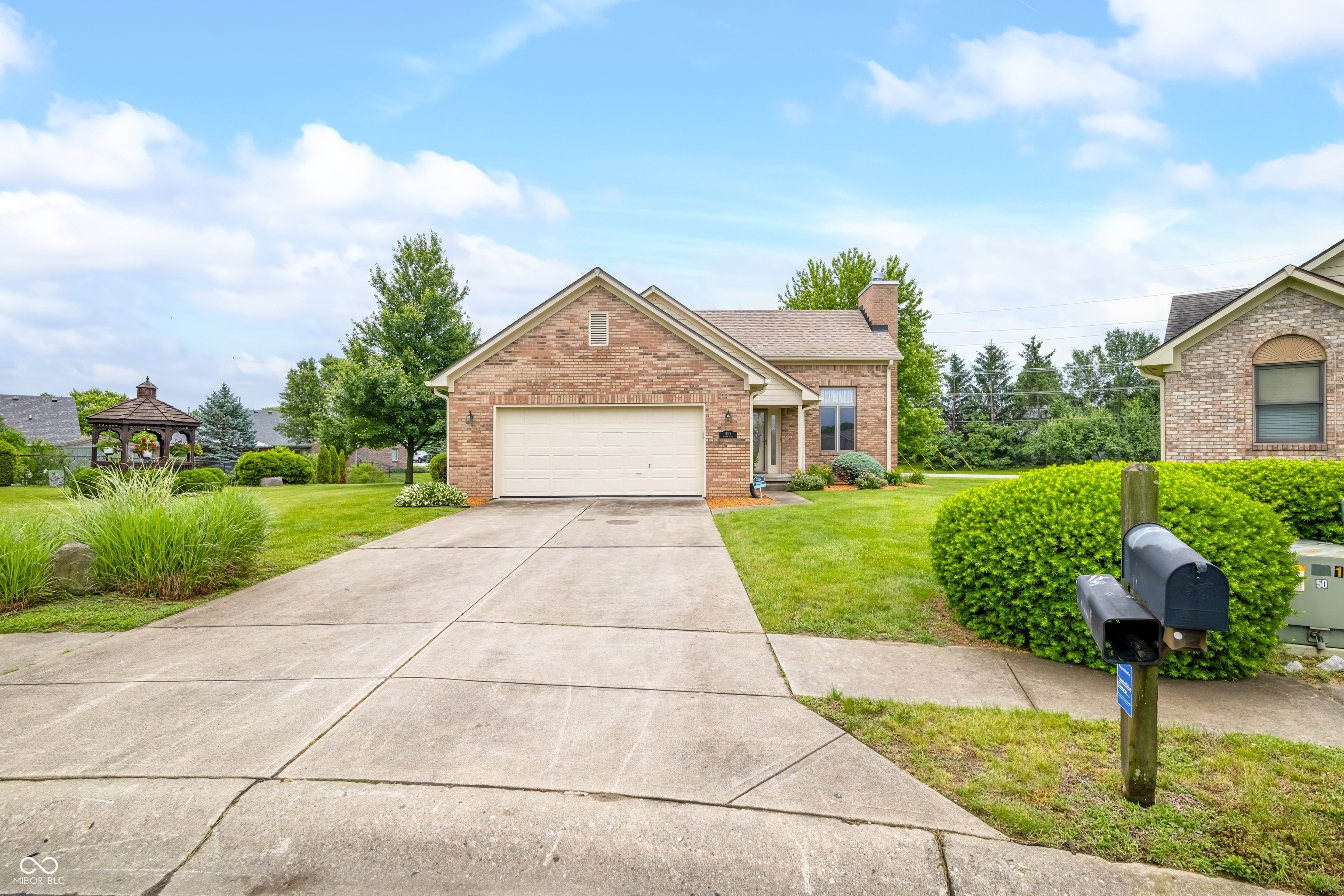 Property Photo: 1105 Sarah Court IN 46142
