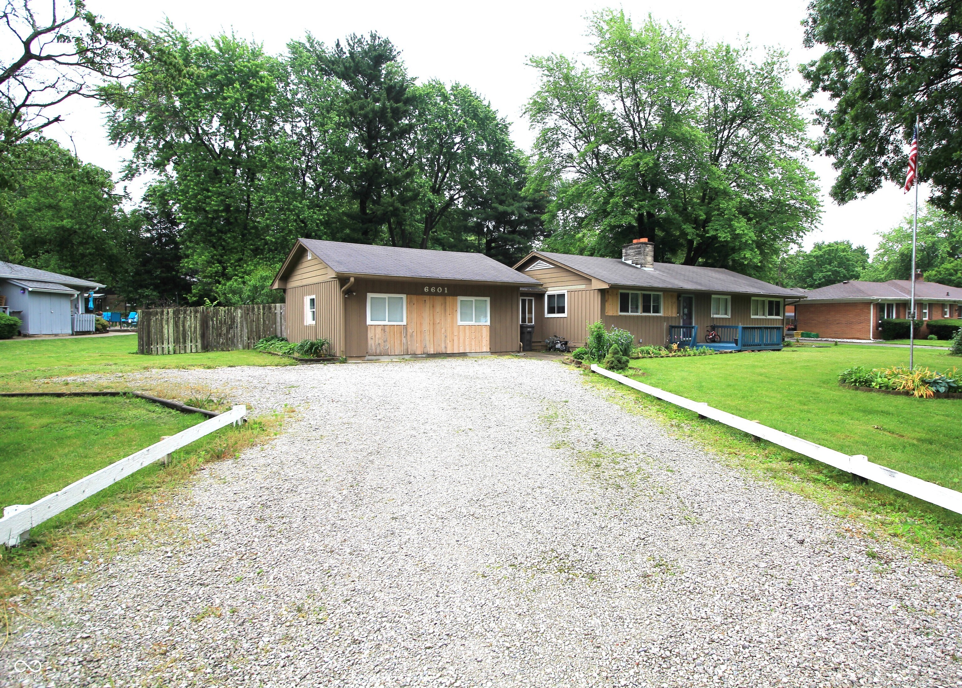 Property Photo: 6601 Twin Brooks Drive IN 46227