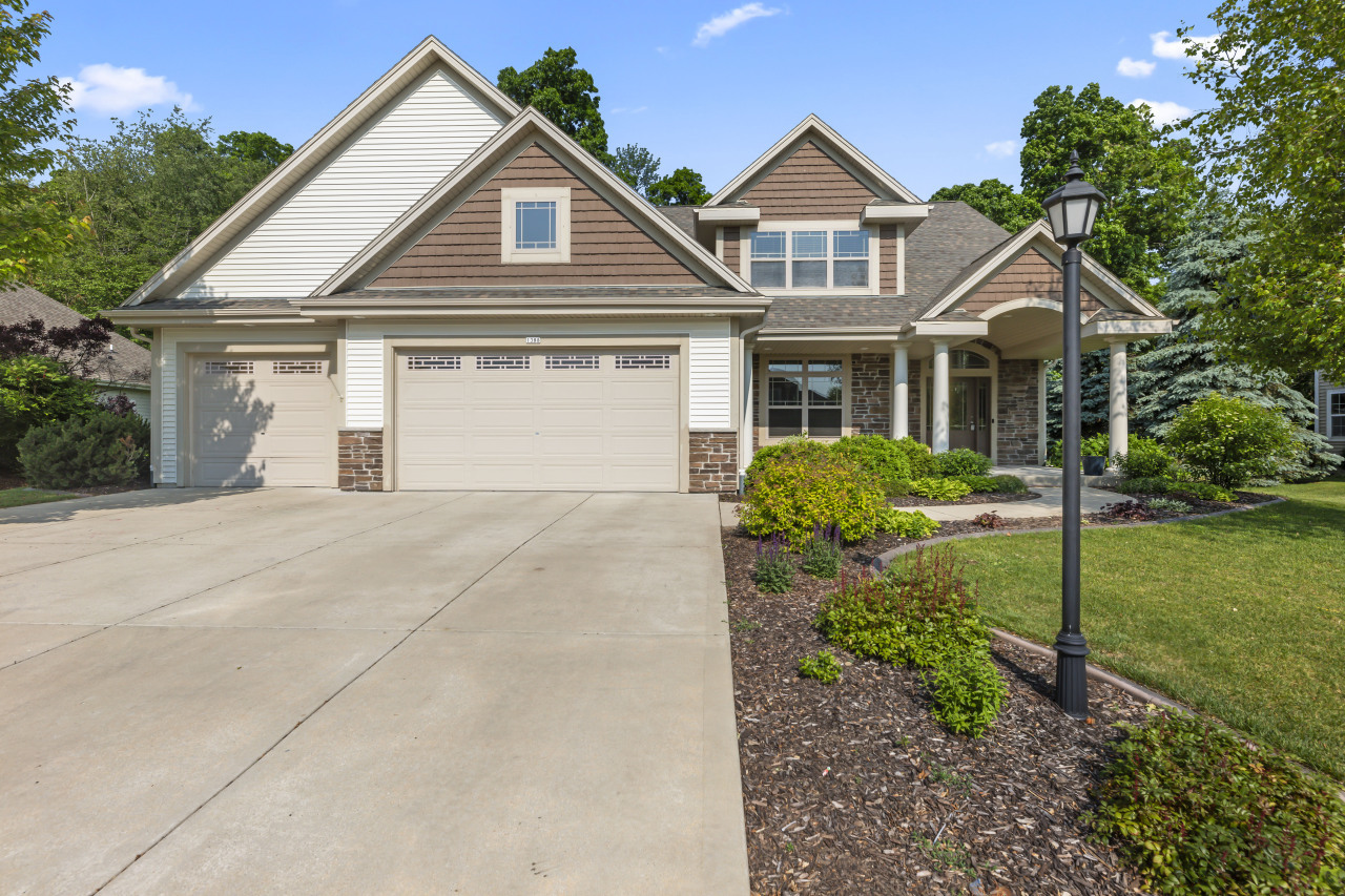 Property Photo: 1388 Mamerow Ln WI 53066