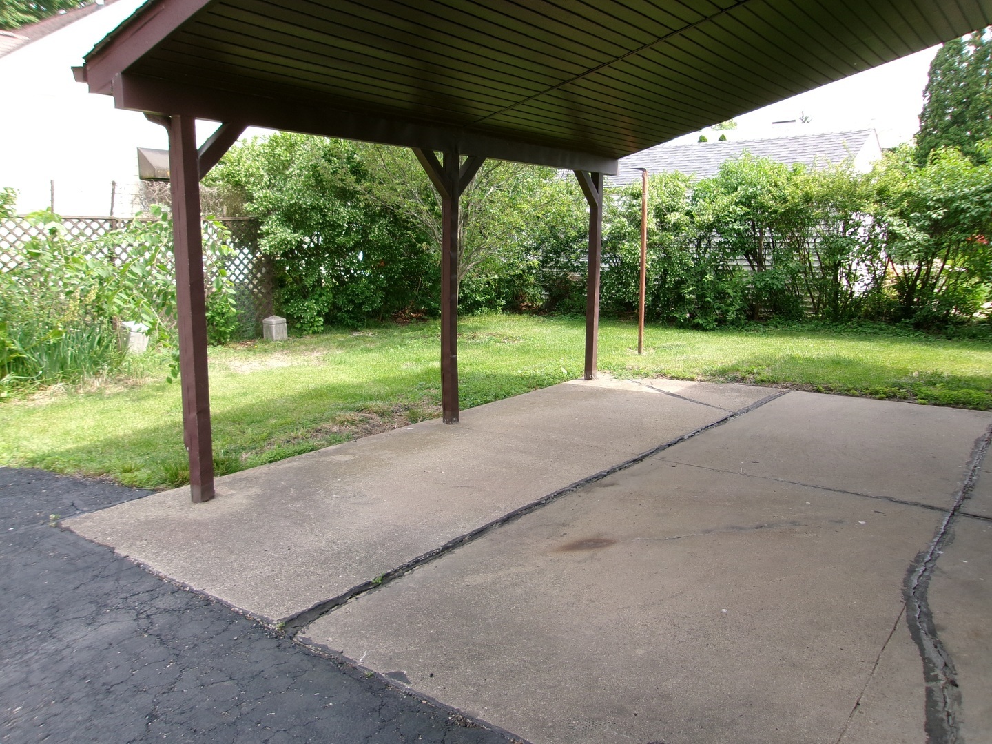 Property Photo:  1425 Peoria Street  IL 61354 