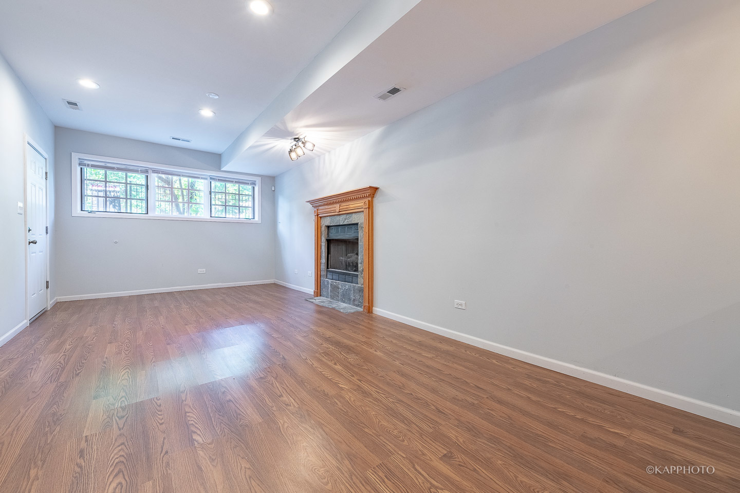 Property Photo: 333 S Leavitt Street G IL 60612