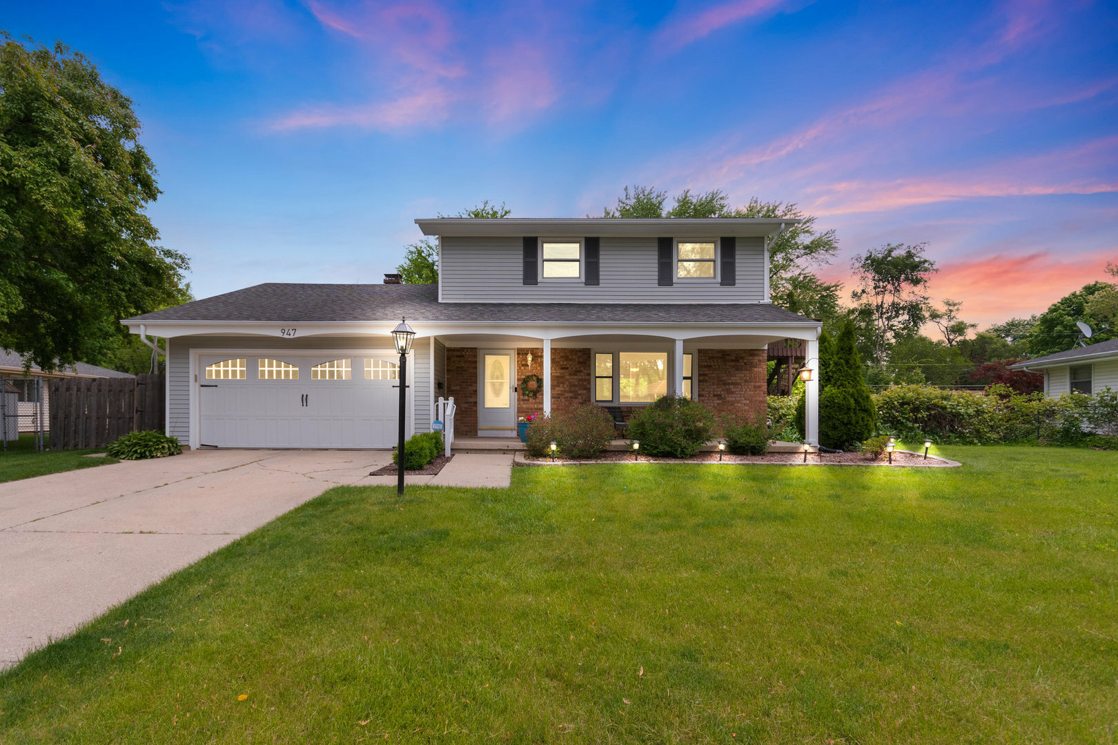 947 Carol Avenue  Elgin IL 60123 photo