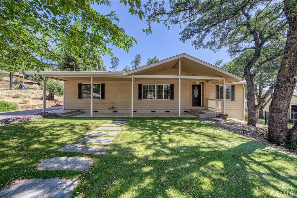 Property Photo:  20250 Heartwood Court  CA 95467 