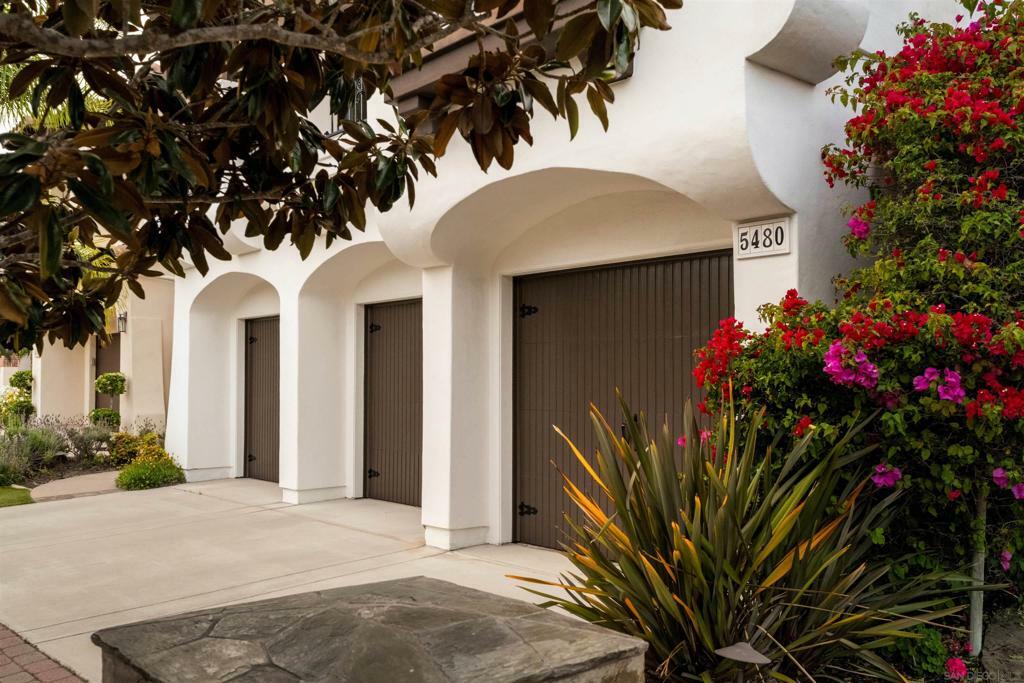 Property Photo: 5480 Valerio Trl CA 92130