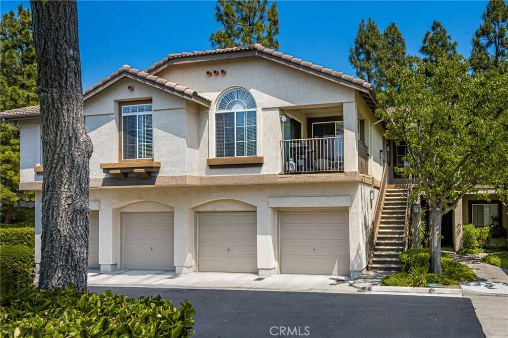 Property Photo:  335 Chaumont Circle  CA 92610 