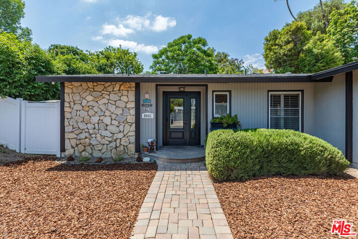 Property Photo:  6941 Scarborough Peak Drive  CA 91307 
