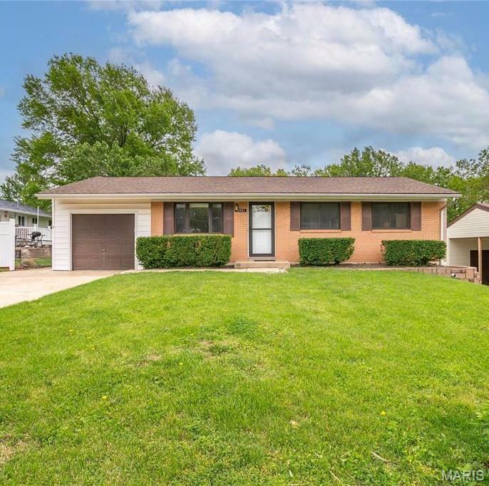 Property Photo: 2021 Gladiator Drive MO 63026