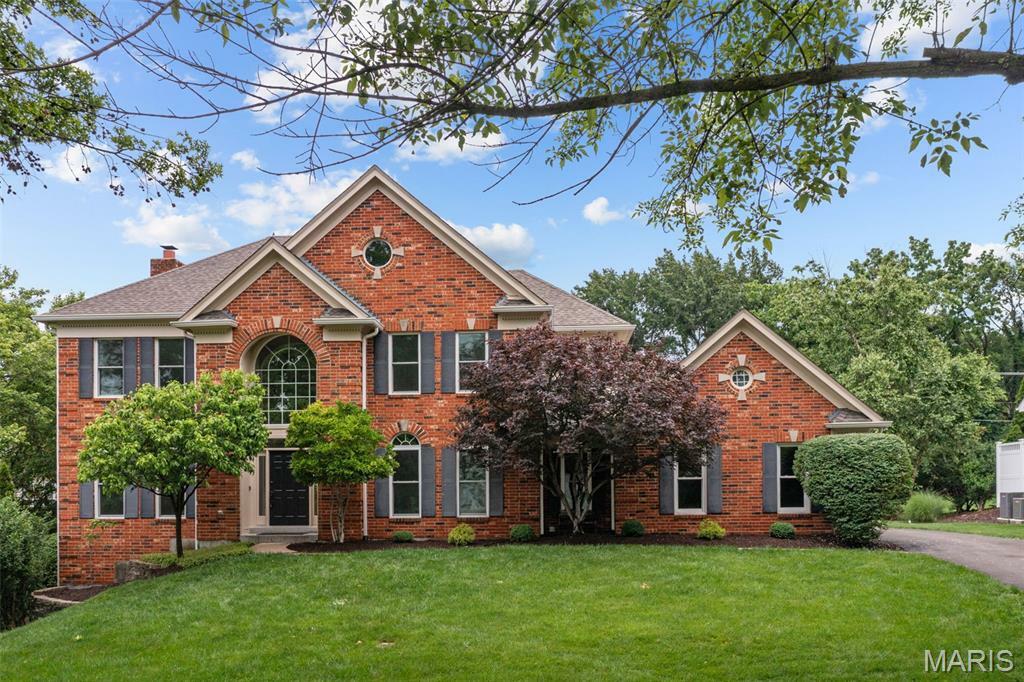 822 Questover Lane  St Louis MO 63141 photo