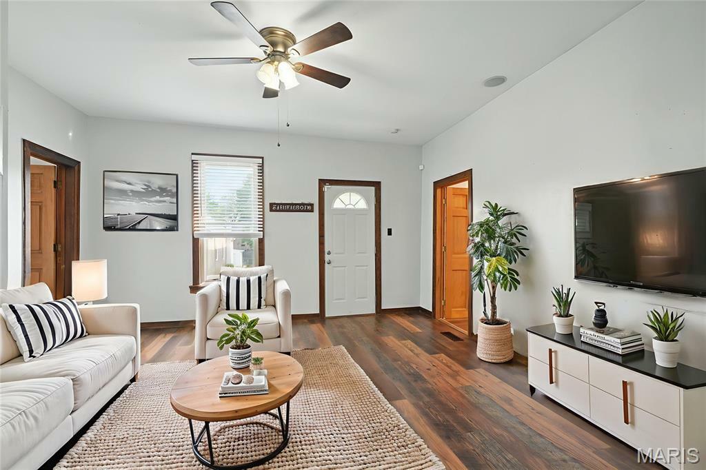 Property Photo: 5206 Waldo Avenue MO 63123