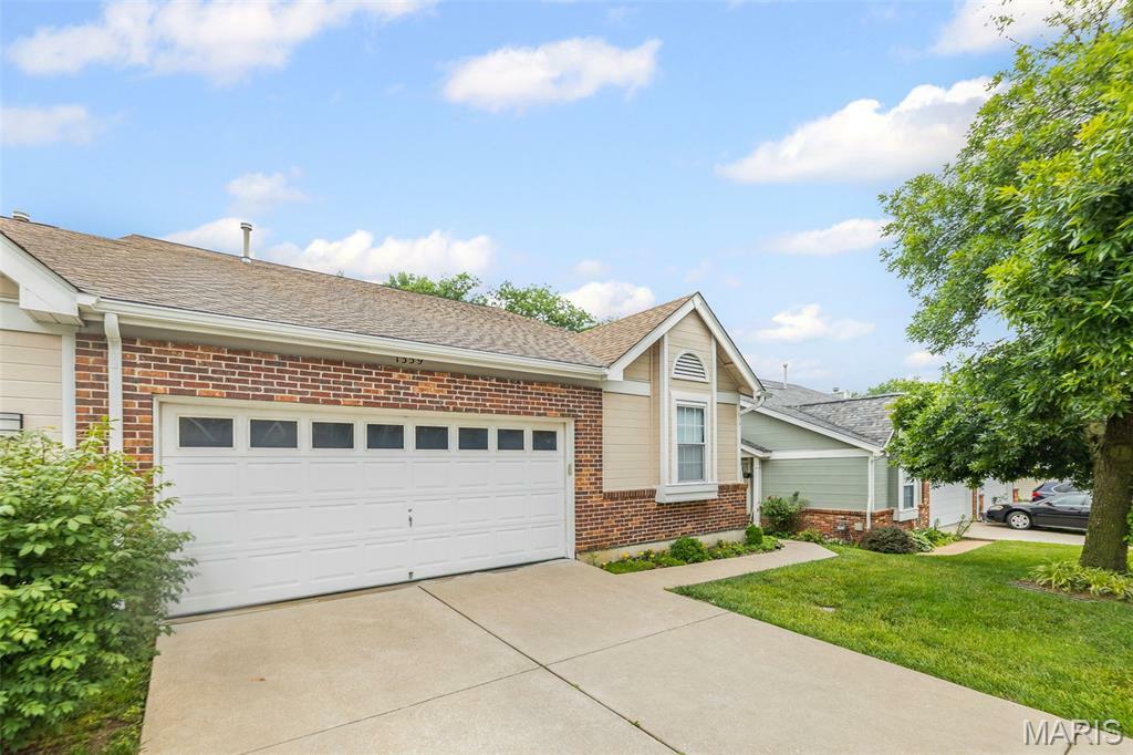 Property Photo:  1359 Eagles Way Court  MO 63042 