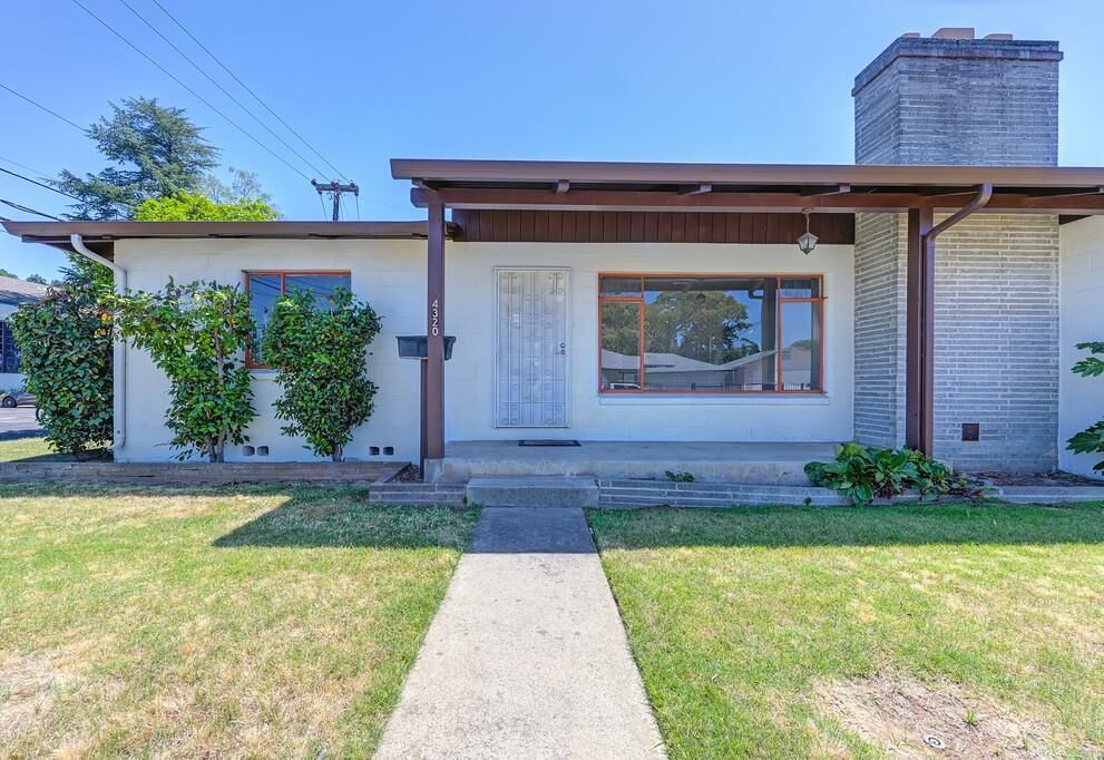 Property Photo: 4320 22nd Ave CA 95820