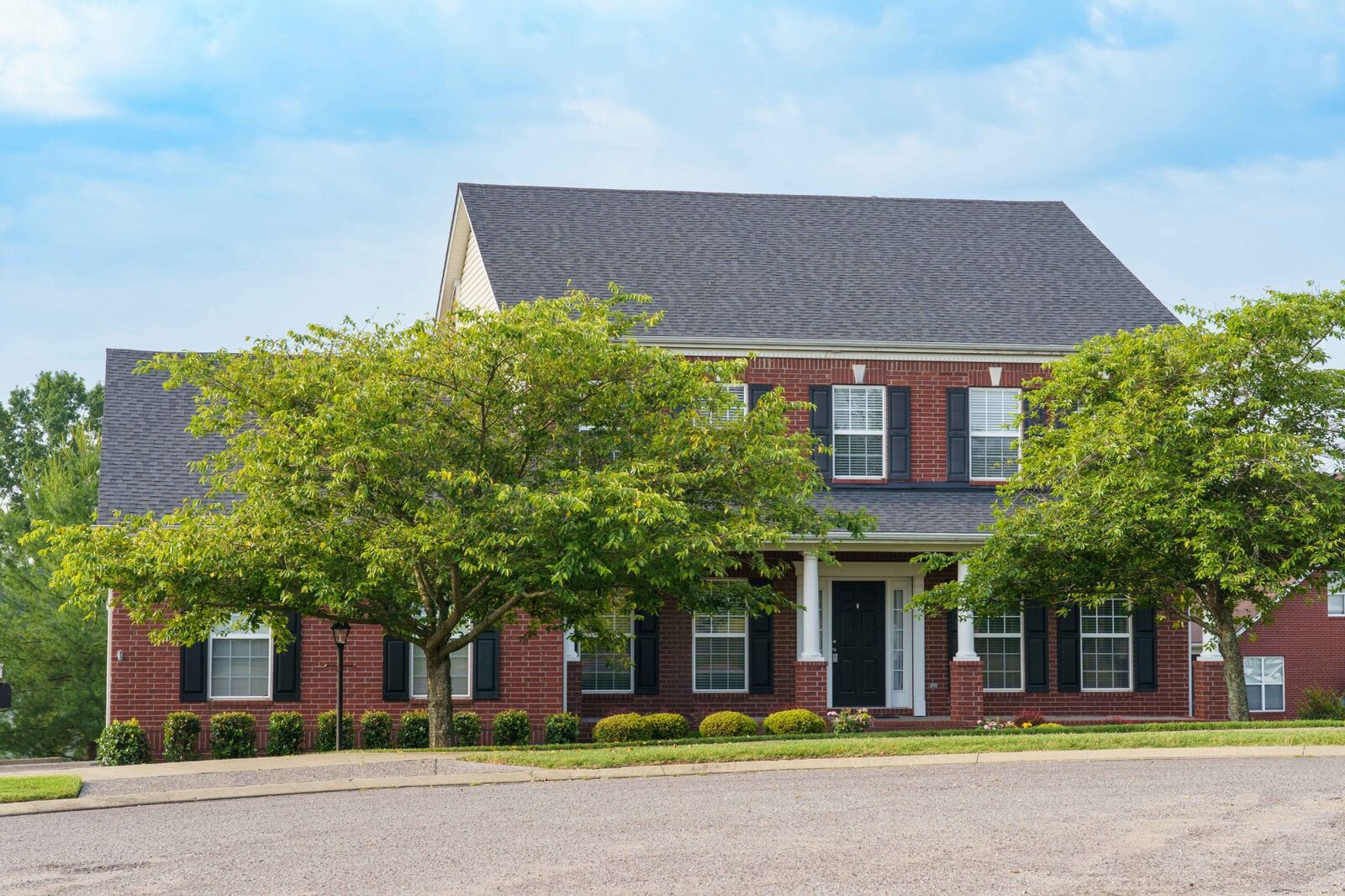 Property Photo:  105 Thicket Ln  TN 37075 
