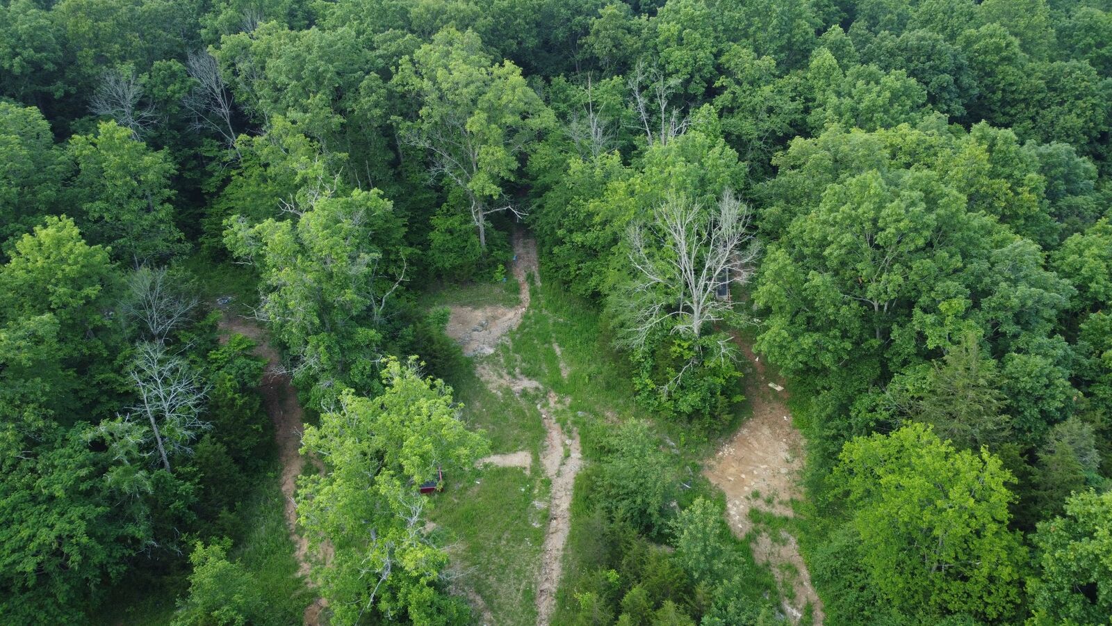 Property Photo: 738 Rogues Fork Rd TN 37022