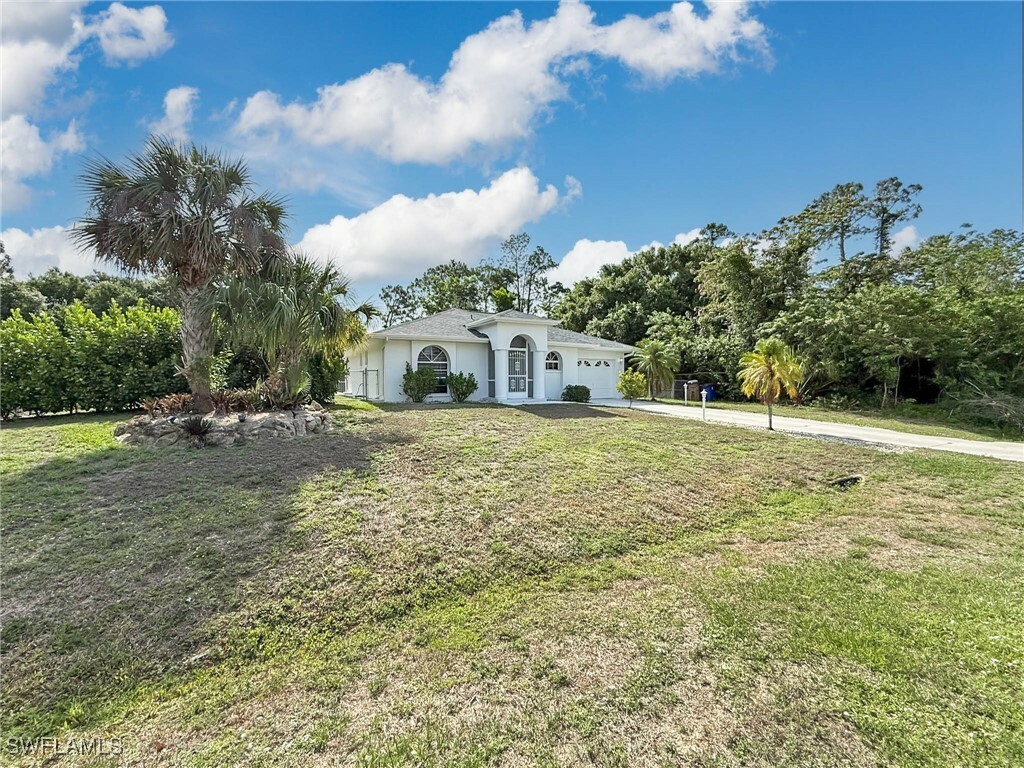 Property Photo: 718 Canton Avenue FL 33972