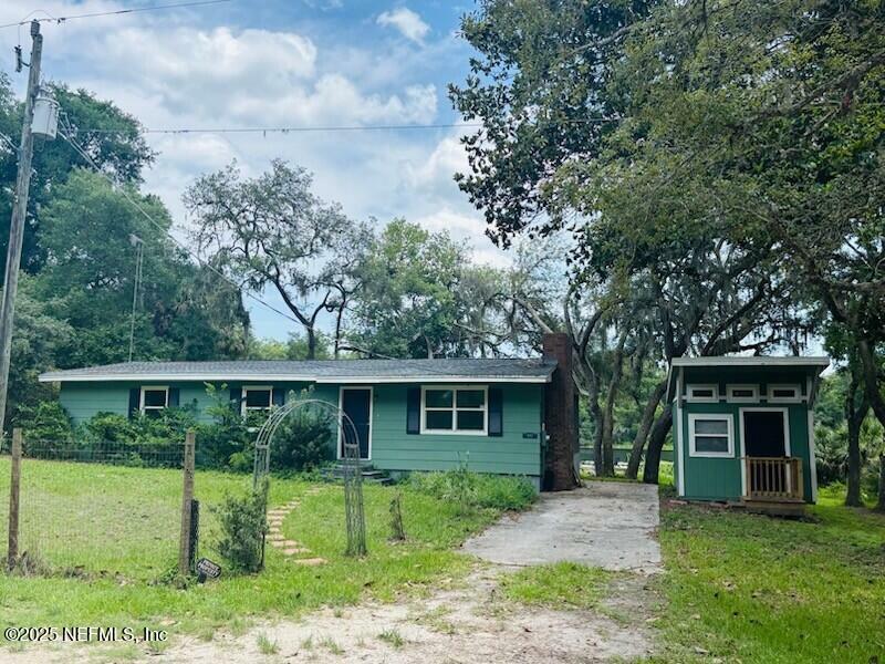 Property Photo: 243 Taylor Fury Road FL 32181