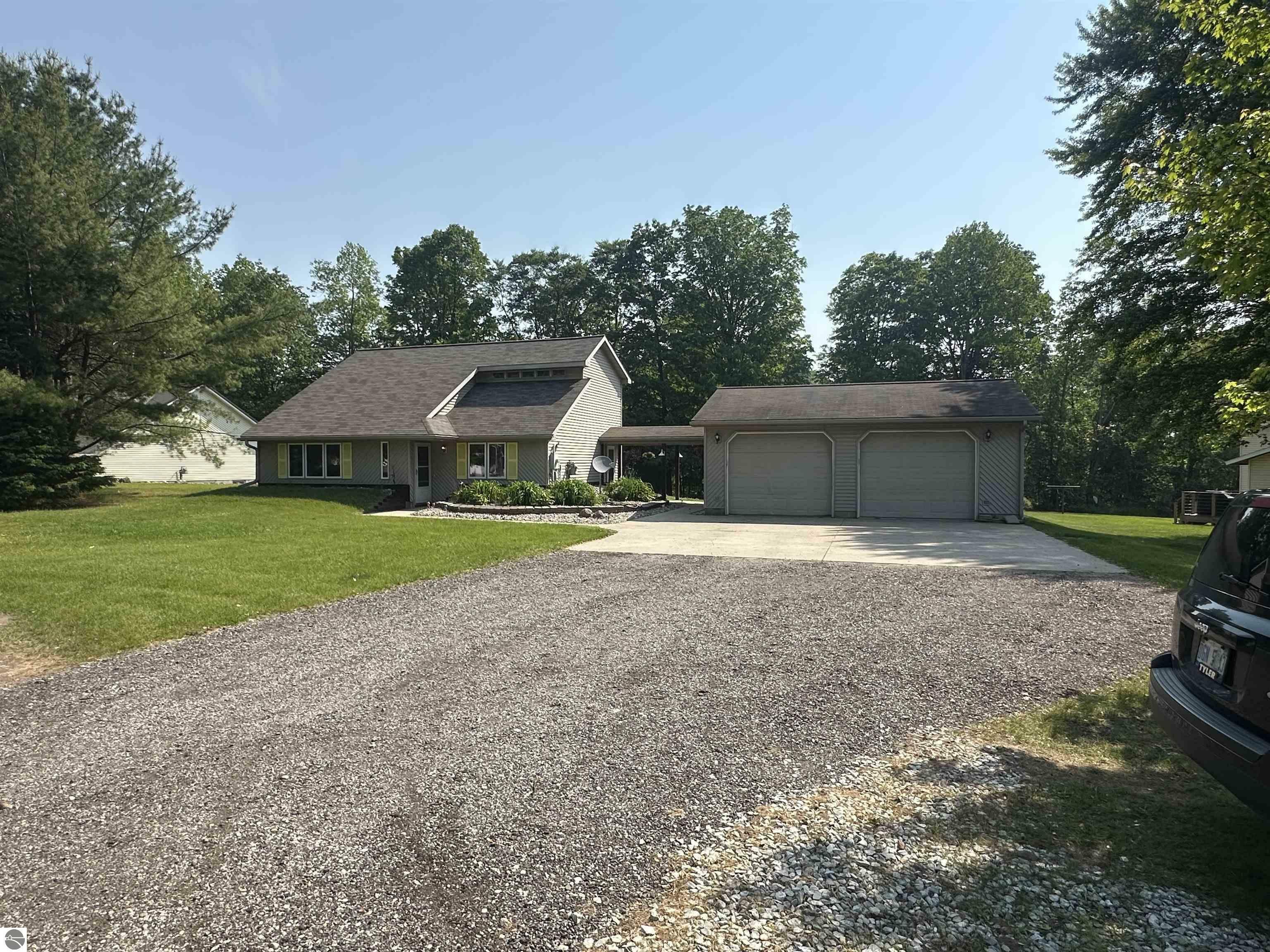 Property Photo:  478 Donnet Ct.  MI 48617 