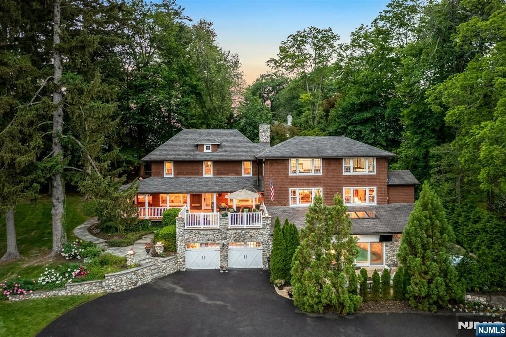 Property Photo:  193 S Franklin Turnpike  NJ 07446 
