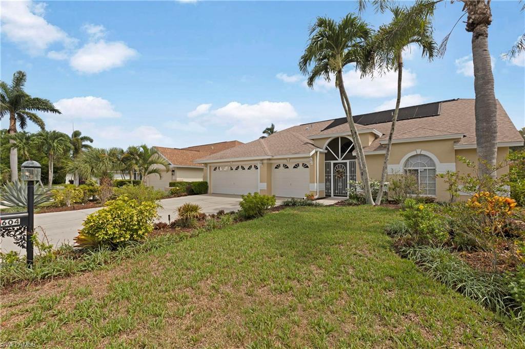 Property Photo: 604 Lambton Ln FL 34104