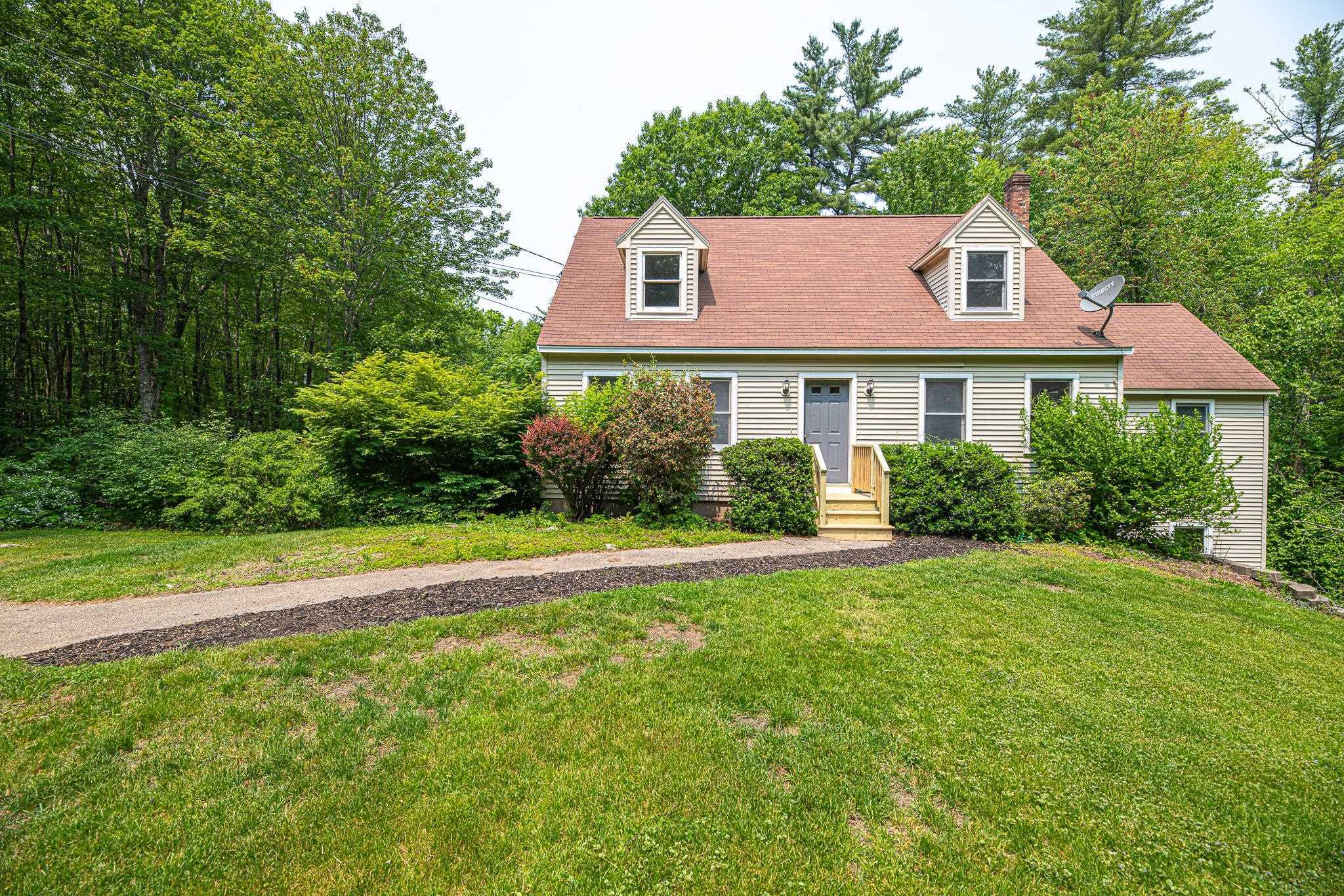 20 Locke Hill Ln Lane  Barrington NH 03825 photo