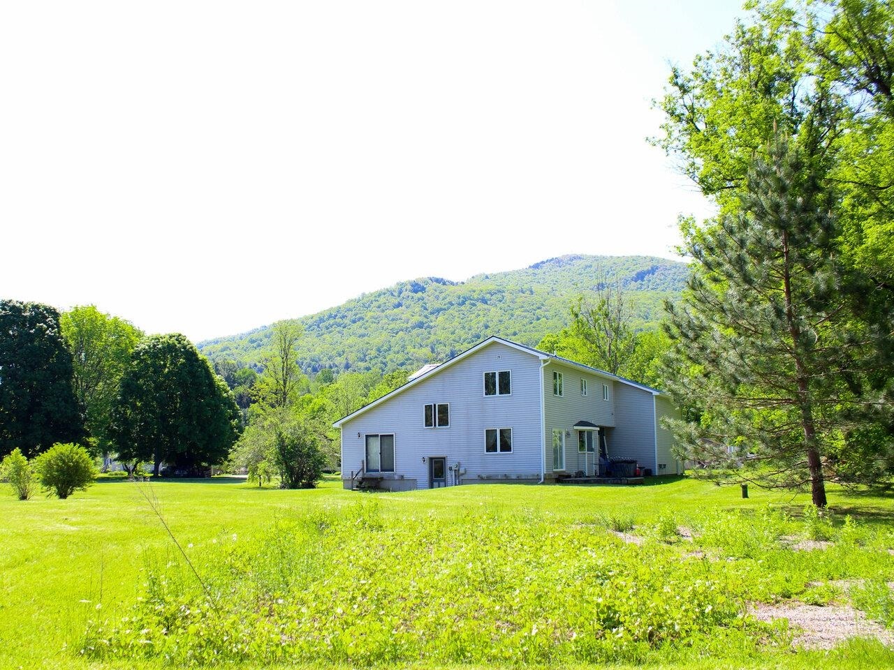 Property Photo:  11 Wheeler Lane  VT 05477 