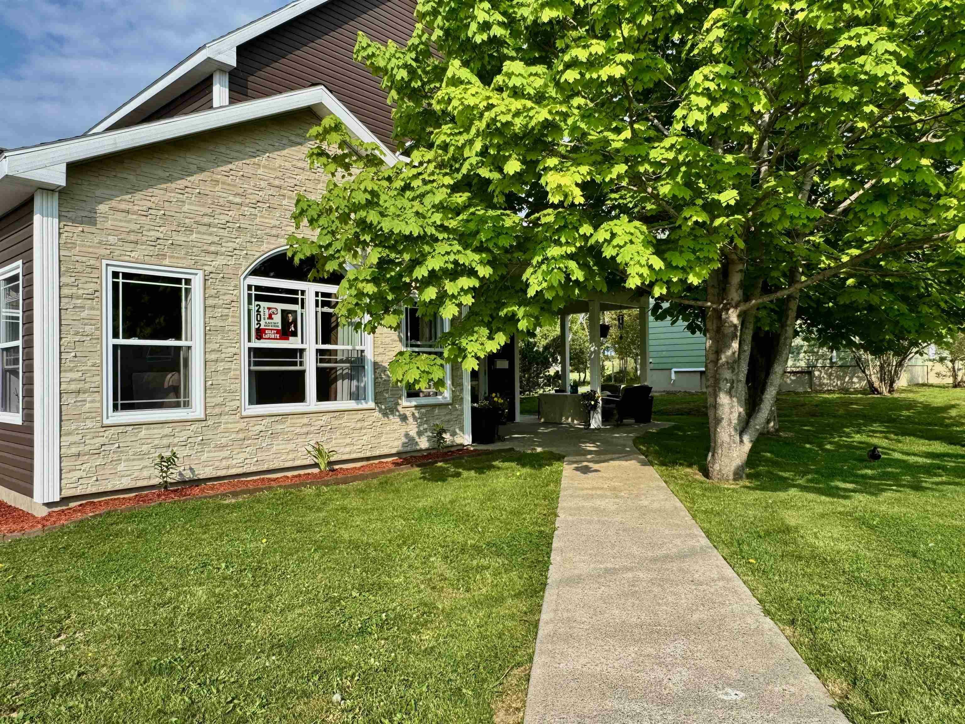 37 Norwood Street  Glace Bay NS B1A 3M4 photo